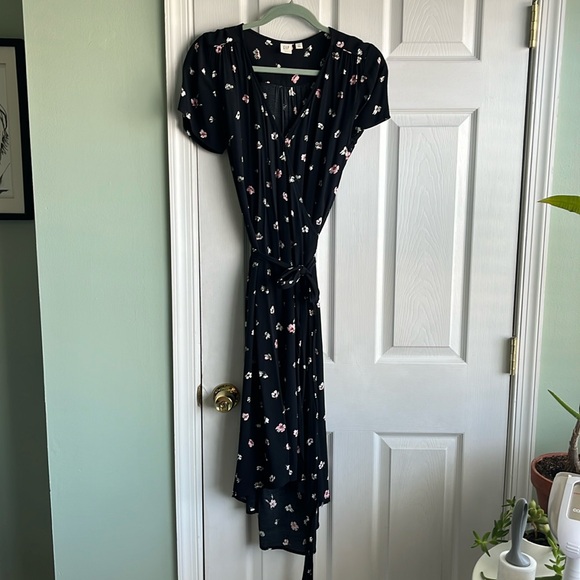 90s GAP floral wrap dress - Picture 3 of 7